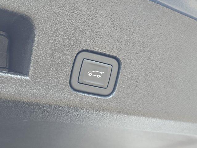 2025 Chevrolet Traverse FWD LT