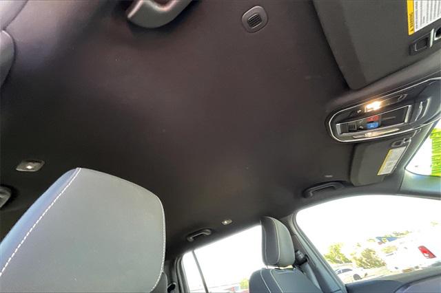 2024 Jeep Grand Cherokee L Laredo 4x4