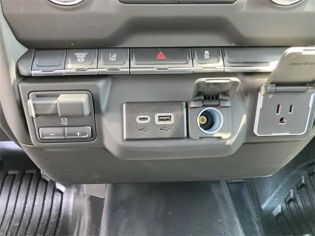 2025 GMC Sierra 3500HD Pro
