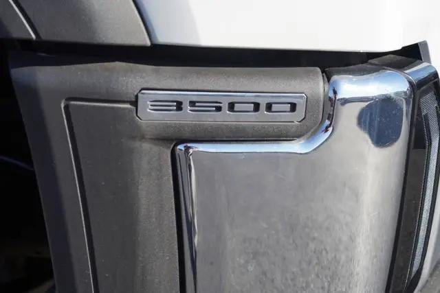 2025 GMC Sierra 3500HD Pro