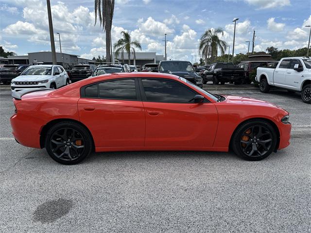 2020 Dodge Charger SXT RWD