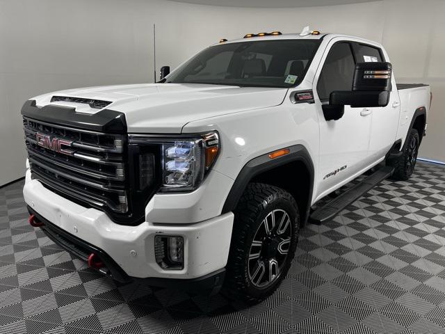 2020 GMC Sierra 2500HD 4WD Crew Cab Standard Bed AT4