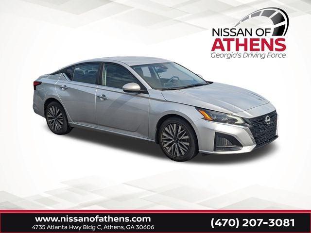 2023 Nissan Altima SV FWD