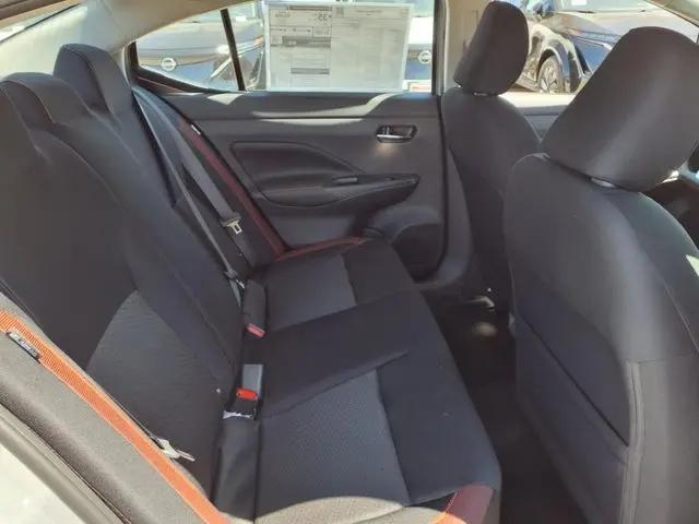 2025 Nissan Versa 1.6 SR