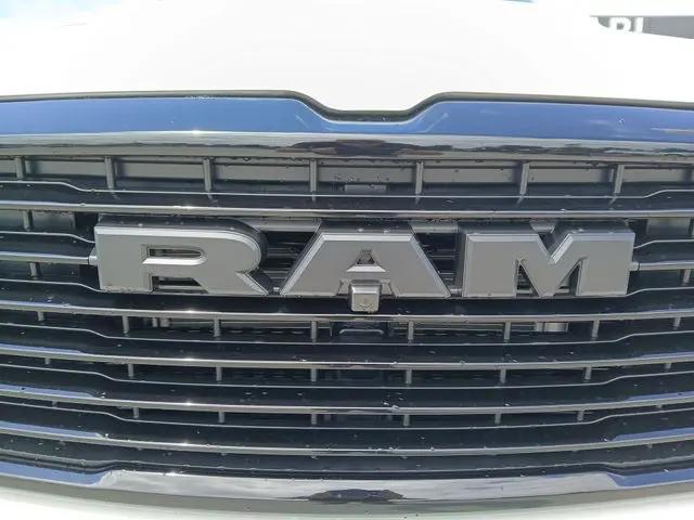 2026 Ram 1500 Laramie Crew Cab 4x4 5'7" Box