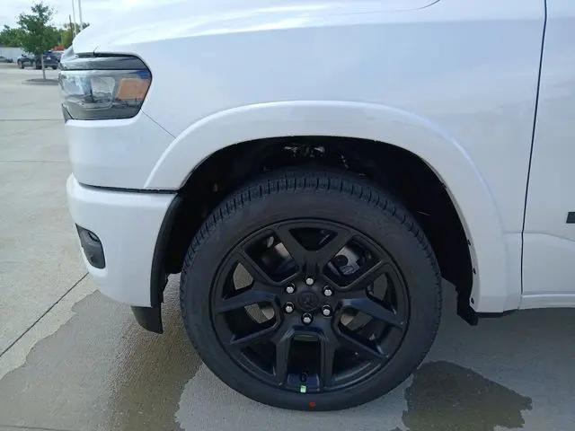 2026 Ram 1500 Laramie Crew Cab 4x4 5'7" Box