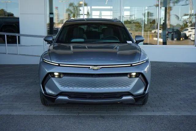 2025 Chevrolet Equinox LT 2