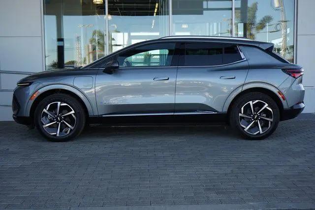 2025 Chevrolet Equinox LT 2