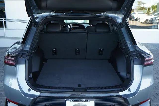 2025 Chevrolet Equinox LT 2