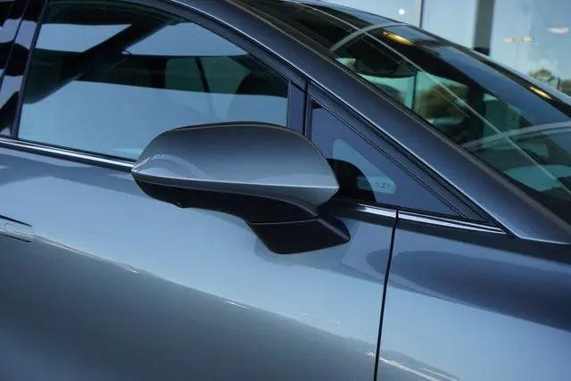 2025 Chevrolet Equinox LT 2