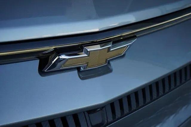 2025 Chevrolet Equinox LT 2
