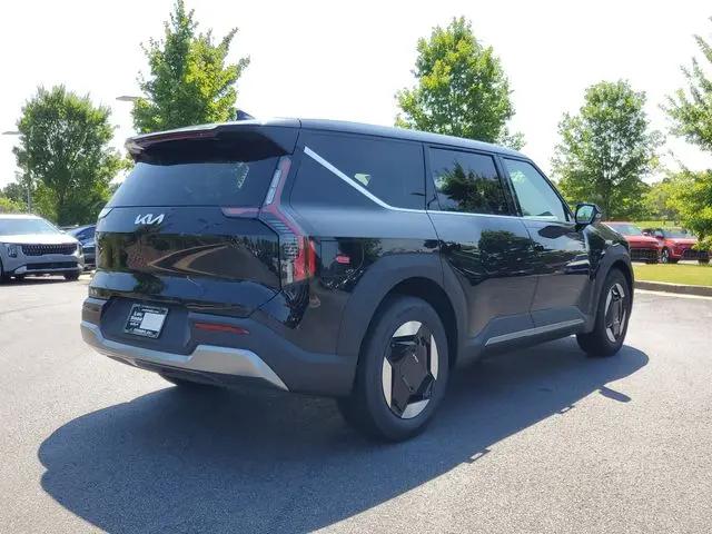 2026 Kia EV9 Light Short Range