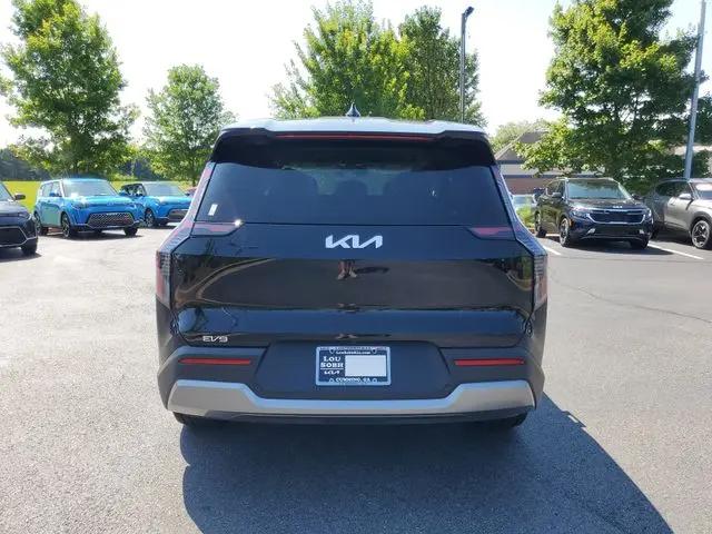 2026 Kia EV9 Light Short Range