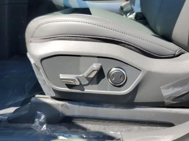 2026 Kia EV9 Light Short Range