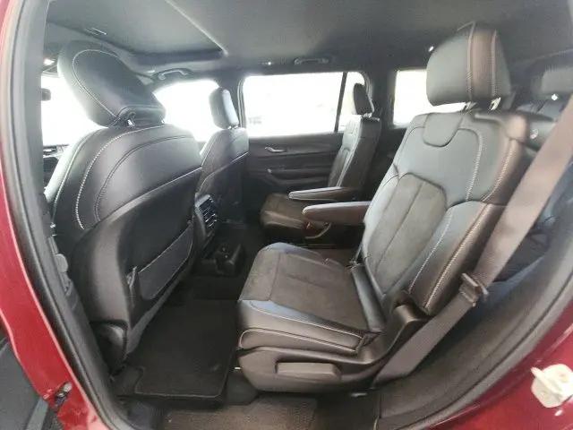 2025 Jeep Grand Cherokee L Altitude X 4x2
