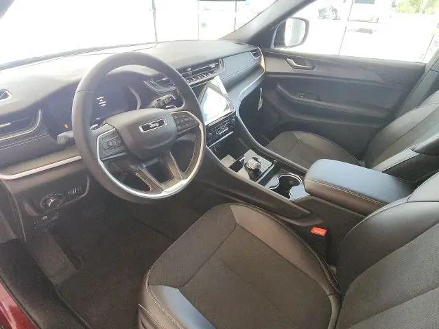 2025 Jeep Grand Cherokee L Altitude X 4x2