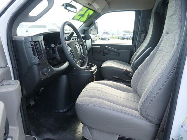 2025 Chevrolet Express Cutaway Work Van