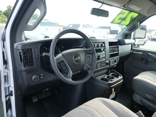 2025 Chevrolet Express Cutaway Work Van
