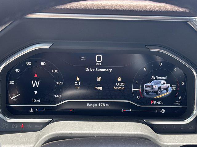 2025 GMC Sierra 2500HD 4WD Crew Cab Standard Bed Denali