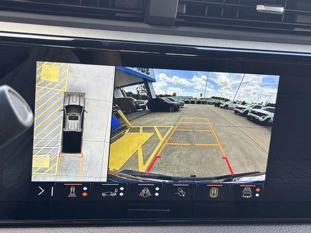 2025 GMC Sierra 2500HD 4WD Crew Cab Standard Bed Denali
