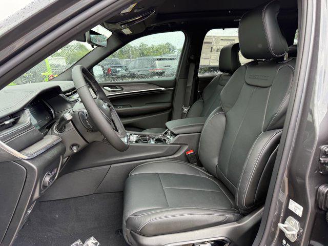 2025 Jeep Grand Cherokee Overland 4x4