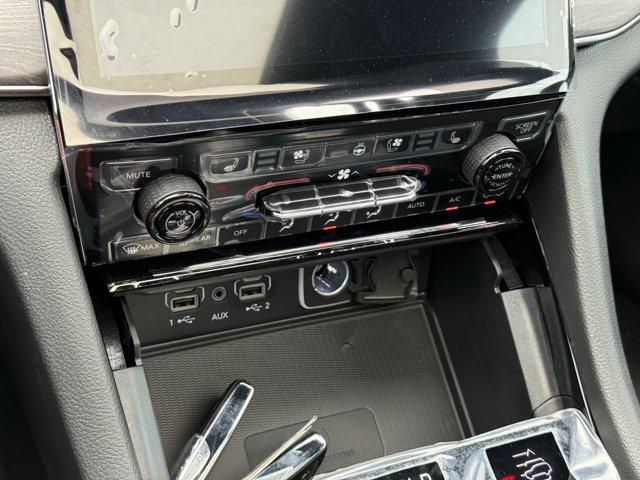 2025 Jeep Grand Cherokee Overland 4x4
