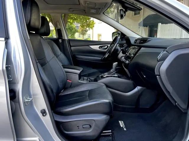 2020 Nissan Rogue Sport SL AWD Xtronic CVT