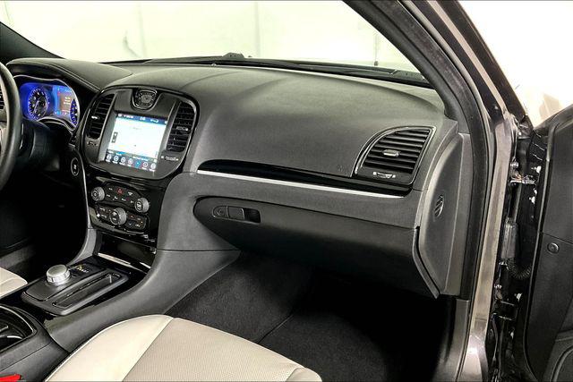 Used 2021 Chrysler 300 For Sale in Olive Branch, MS