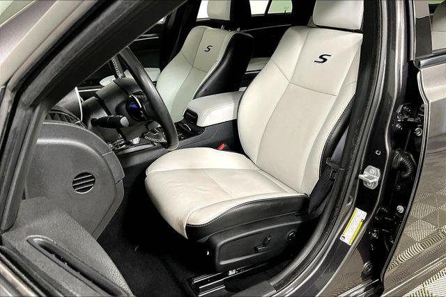 Used 2021 Chrysler 300 For Sale in Olive Branch, MS