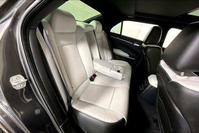 Used 2021 Chrysler 300 For Sale in Olive Branch, MS
