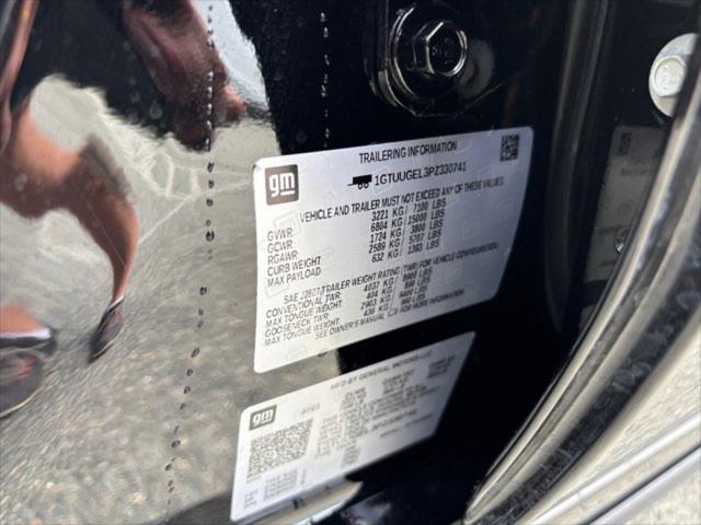 2023 GMC Sierra 1500 4WD Crew Cab Short Box Denali