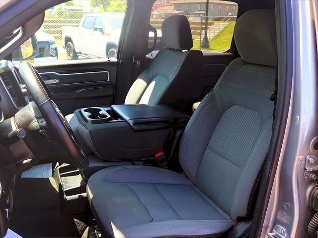 2022 Ram 1500 Big Horn Crew Cab 4x4 5'7" Box