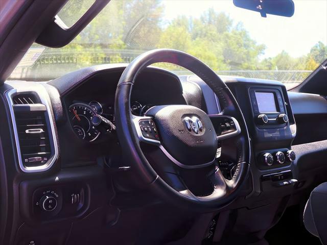 2022 Ram 1500 Big Horn Crew Cab 4x4 5'7" Box