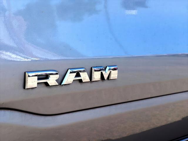 2022 Ram 1500 Big Horn Crew Cab 4x4 5'7" Box