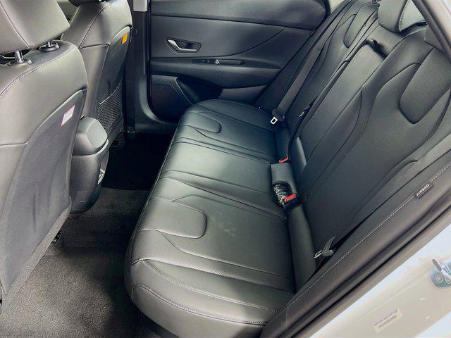 2025 Hyundai Elantra Hybrid Limited