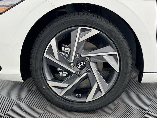 2025 Hyundai Elantra Hybrid Limited