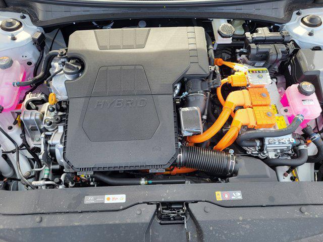 2025 Hyundai Elantra Hybrid SEL Sport