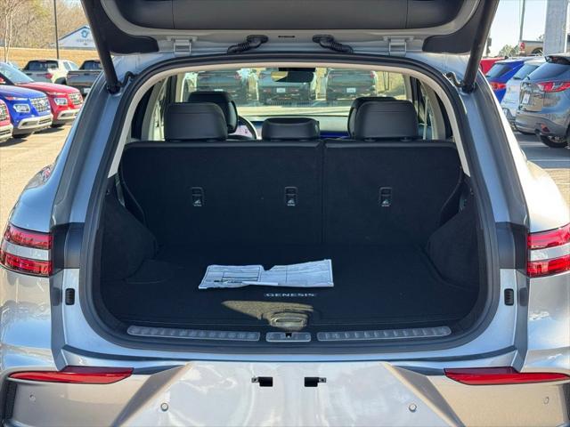 2026 Genesis GV70 Standard