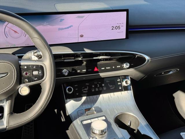 2026 Genesis GV70 Standard