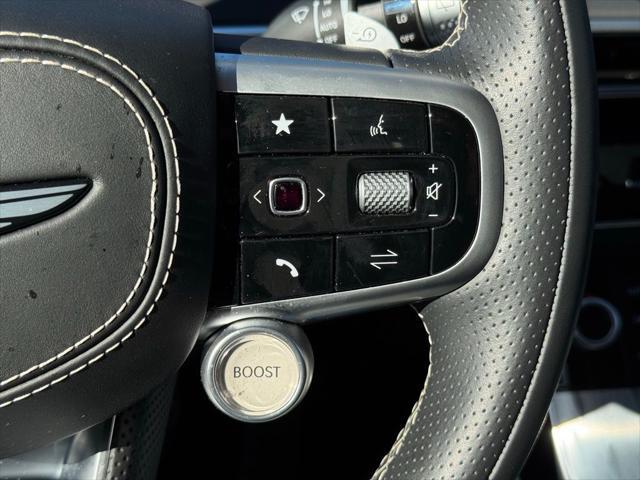 2026 Genesis GV70 Standard