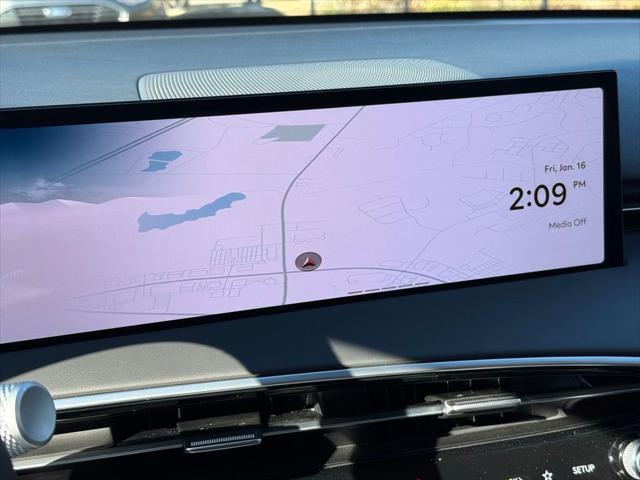 2026 Genesis GV70 Standard