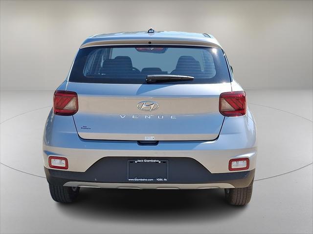 2025 Hyundai Venue SE