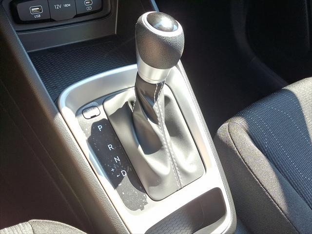 2025 Hyundai Venue SE