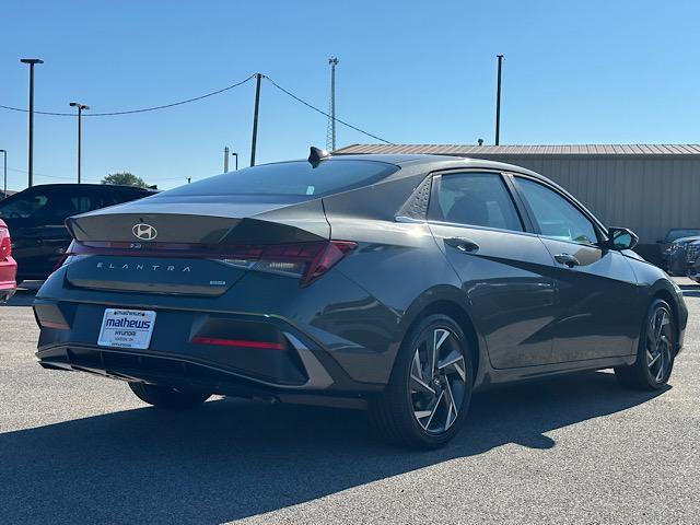 2025 Hyundai Elantra Hybrid Limited