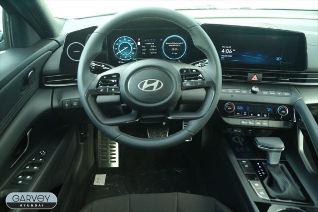2025 Hyundai Elantra Hybrid SEL Sport