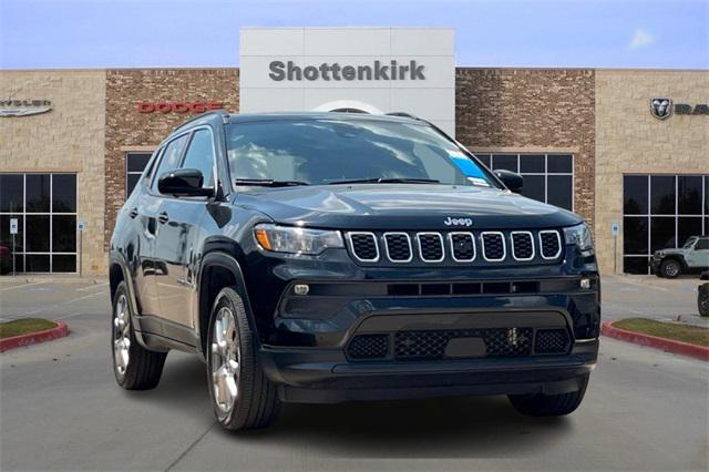2025 Jeep Grand Cherokee GRAND CHEROKEE L LIMITED 4X2