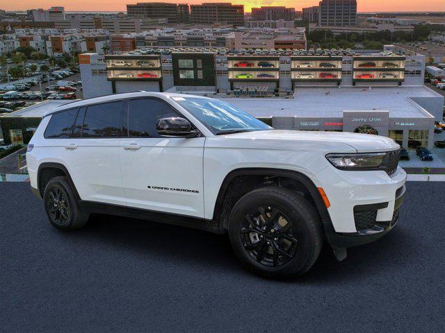 2025 Jeep Grand Cherokee GRAND CHEROKEE L ALTITUDE X 4X4