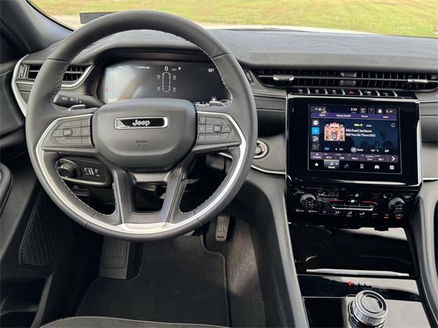 2025 Jeep Grand Cherokee GRAND CHEROKEE L ALTITUDE 4X4 2025 Jeep Grand Cherokee GRAND CHEROKEE L ALTITUDE 4X4