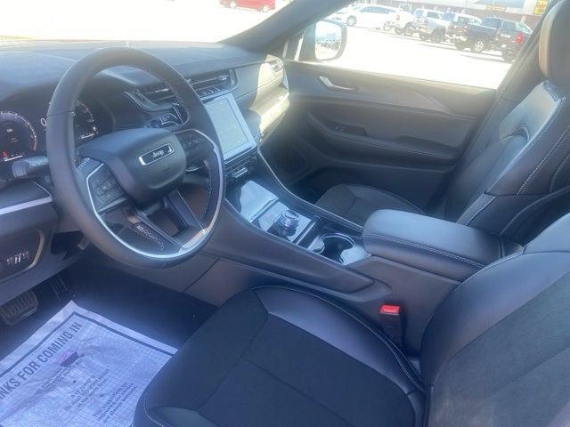 2025 Jeep Grand Cherokee Altitude X 4x4