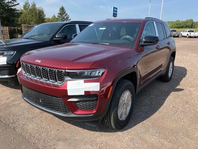 2025 Jeep Grand Cherokee GRAND CHEROKEE LAREDO 4X4 2025 Jeep Grand Cherokee GRAND CHEROKEE LAREDO 4X4